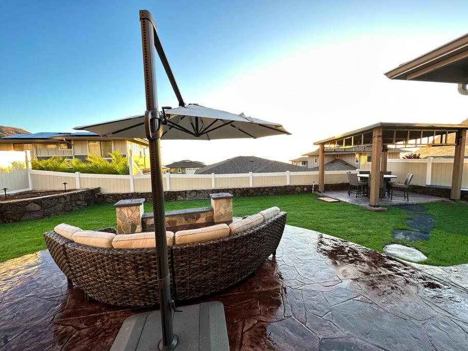 New 4 Bedroom Home With Ocean And Gorgeous Mountain Views In The Gated Community Of Mauna Olu Waianae Exterior photo